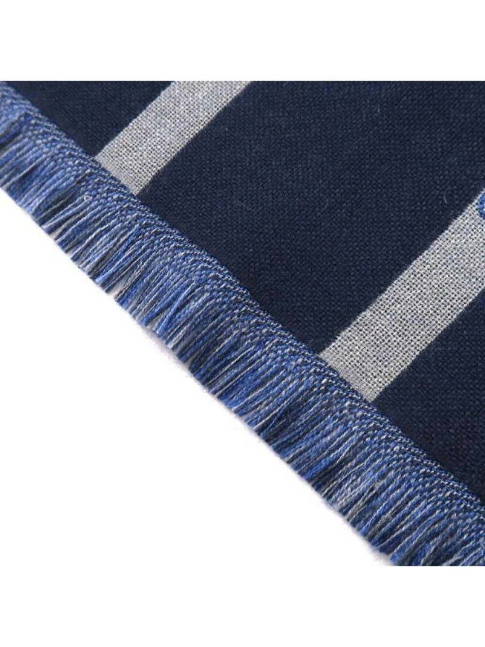 Louis Vuitton Shawl LV Birds Scarf - Picture 5 of 8